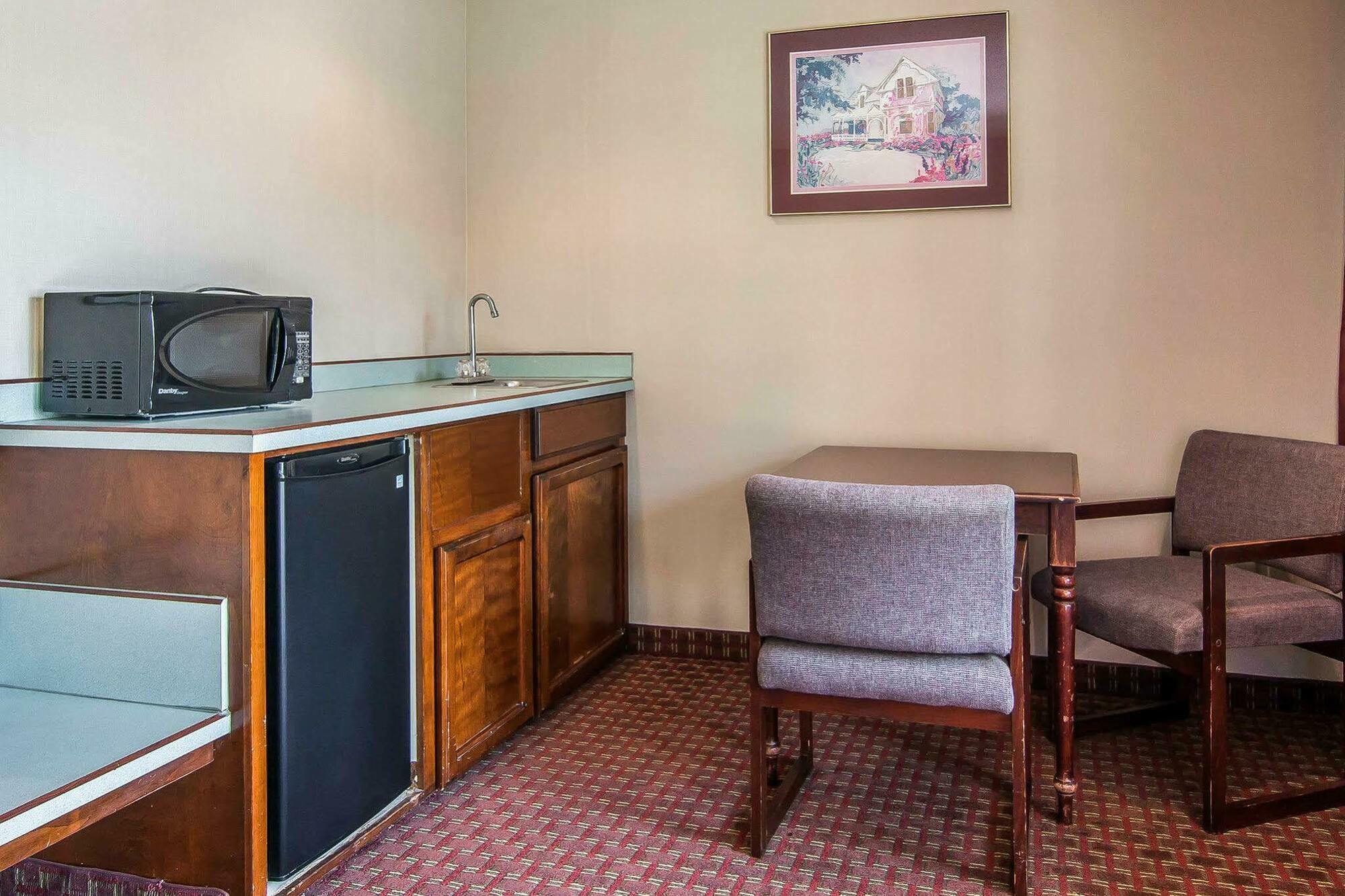 Econo Lodge Southeast Milwaukie/Portland Kültér fotó